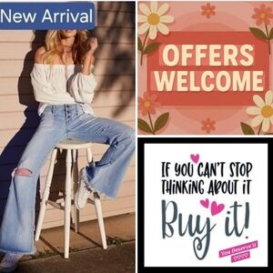 Trendy Distressed Light Blue  Wide Leg Jeans. NWOT Size 36" Waist (LARGE)